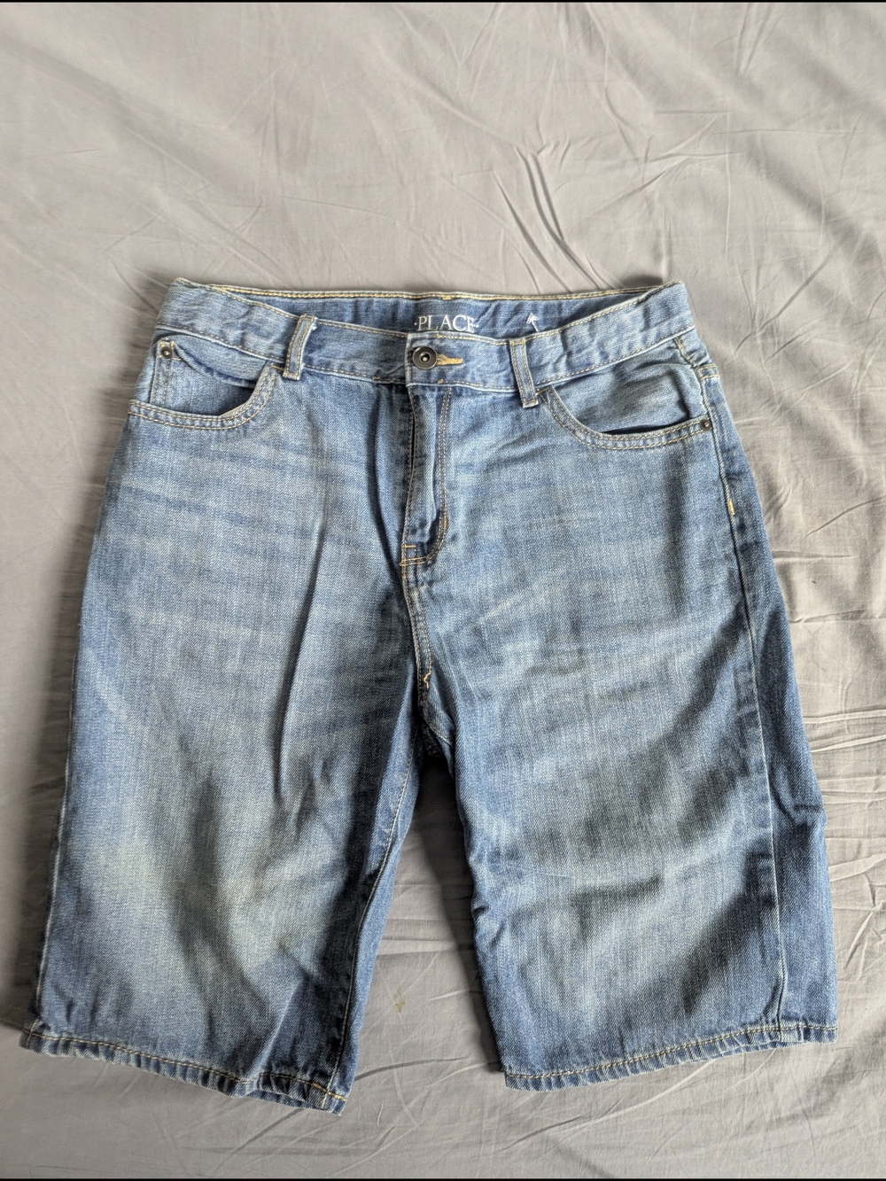 The Children’s Place Light Wash Denim Shorts – Size 14